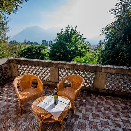 Sleeps 12 Pool Villa